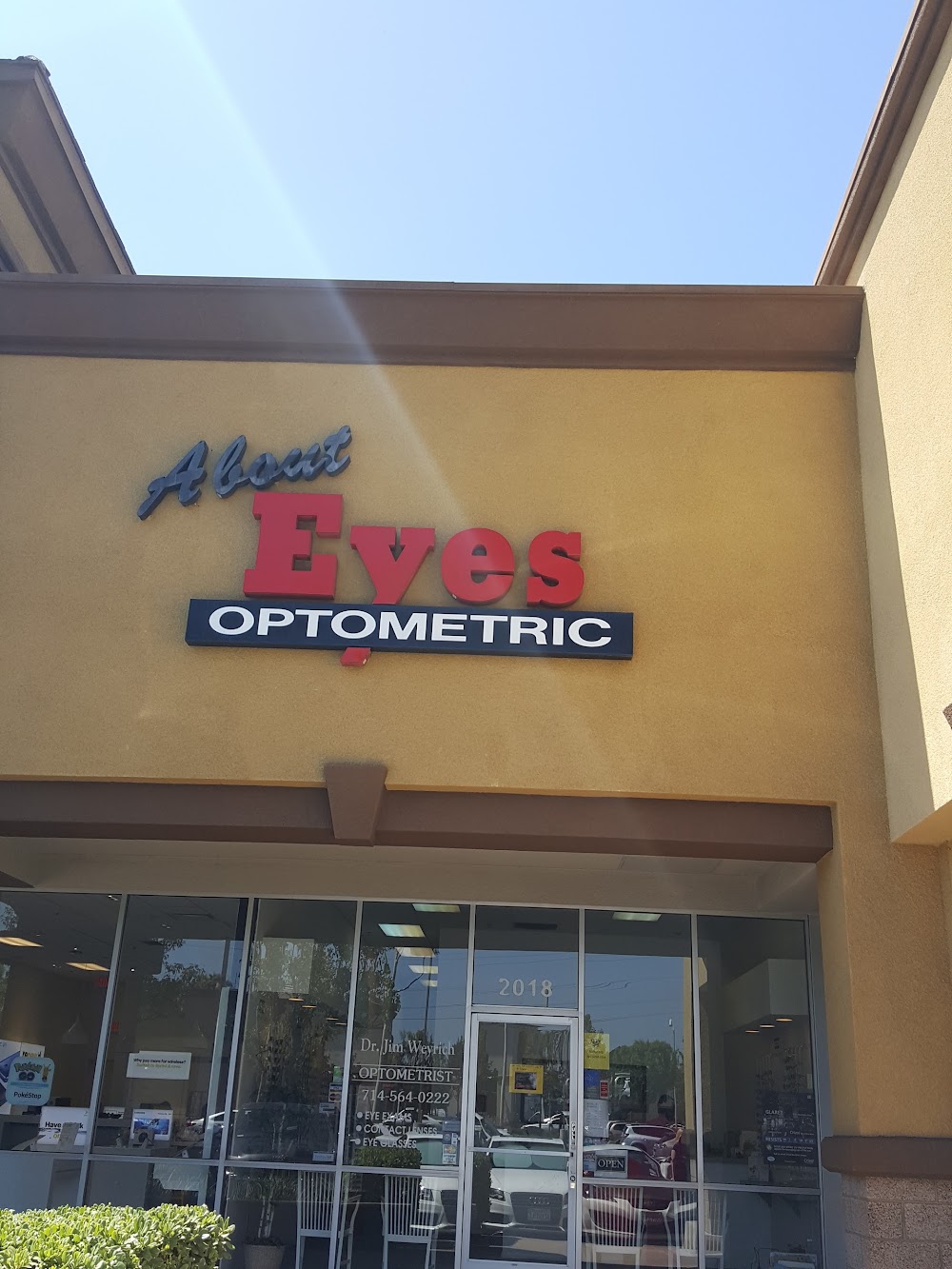 About Eyes Optometric