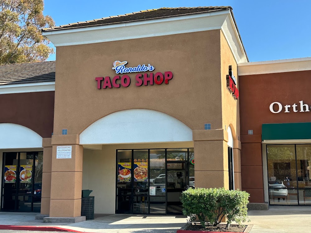 Ronaldo’s Taco Shop