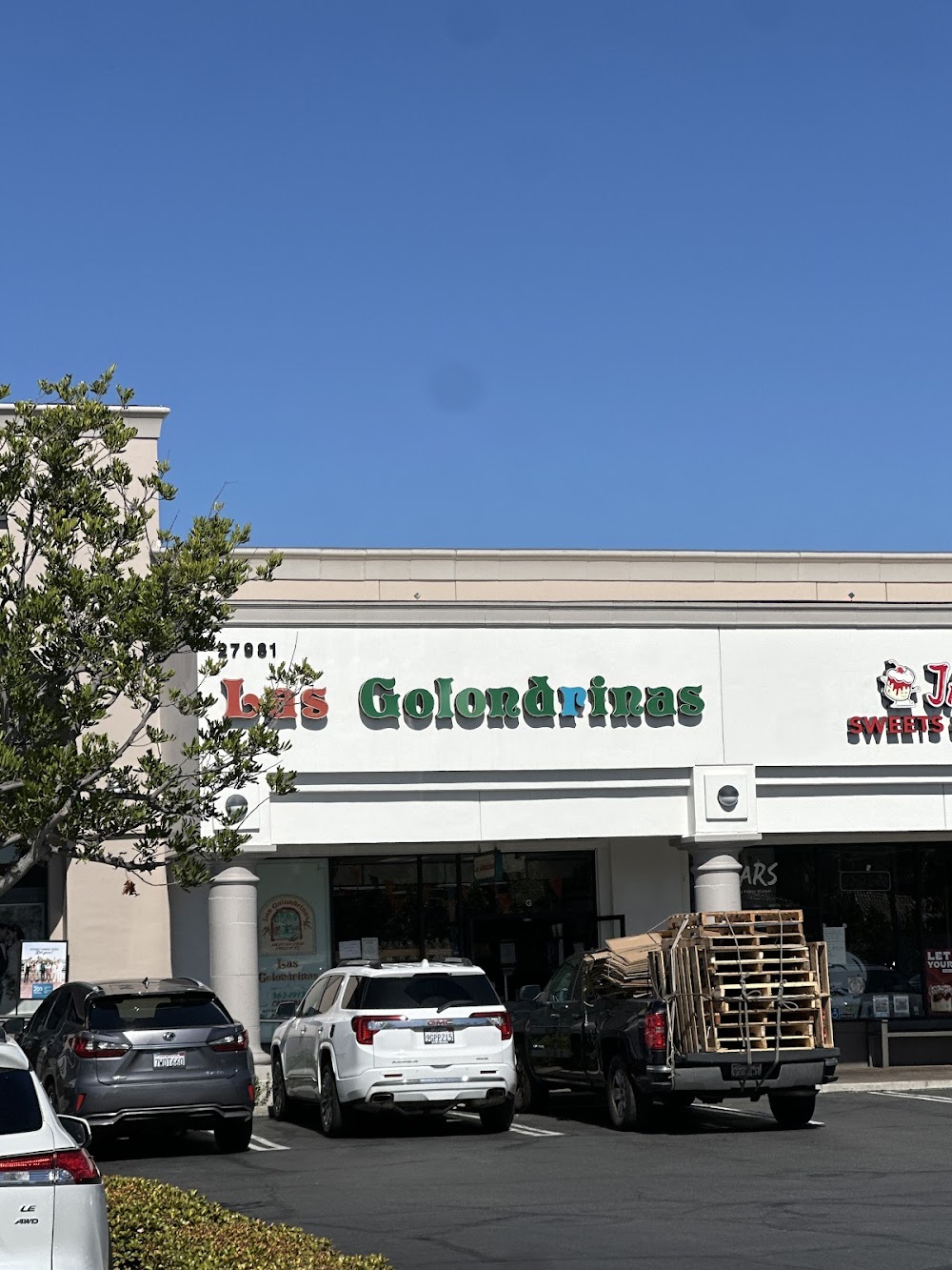 Las Golondrinas Mexican Food