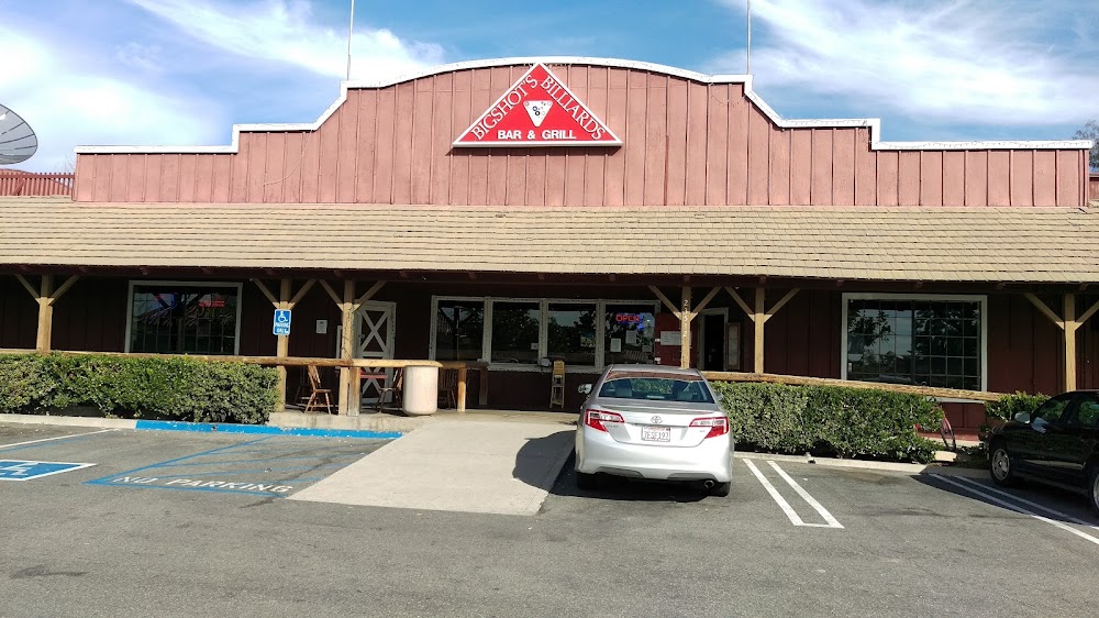 Bigshots Billiards Bar & Grill