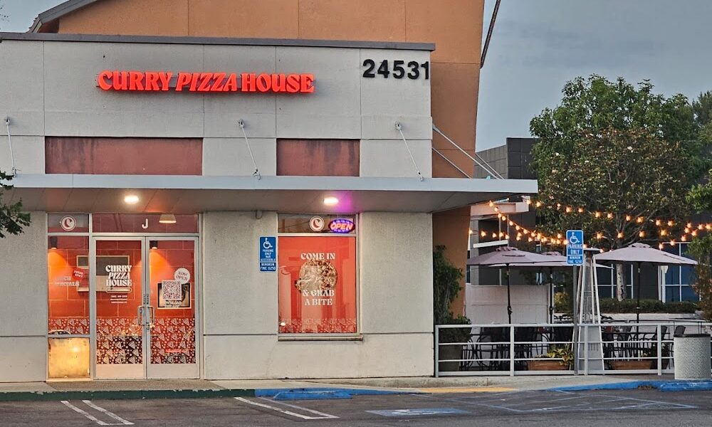 Curry Pizza House Lake Forest