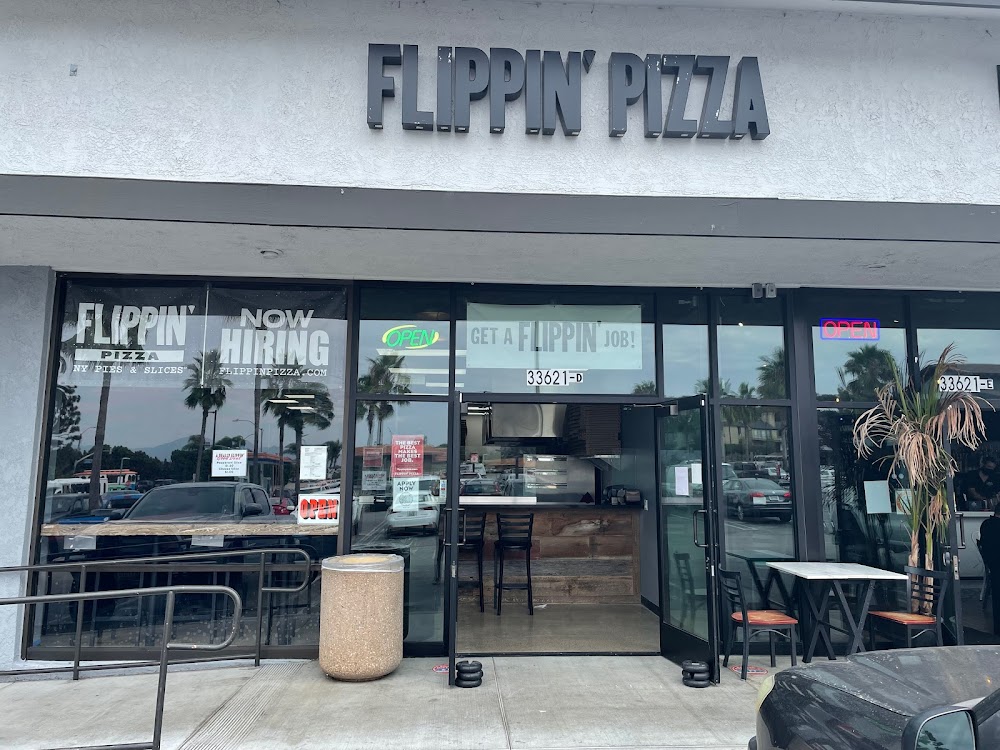 Flippin’ Pizza