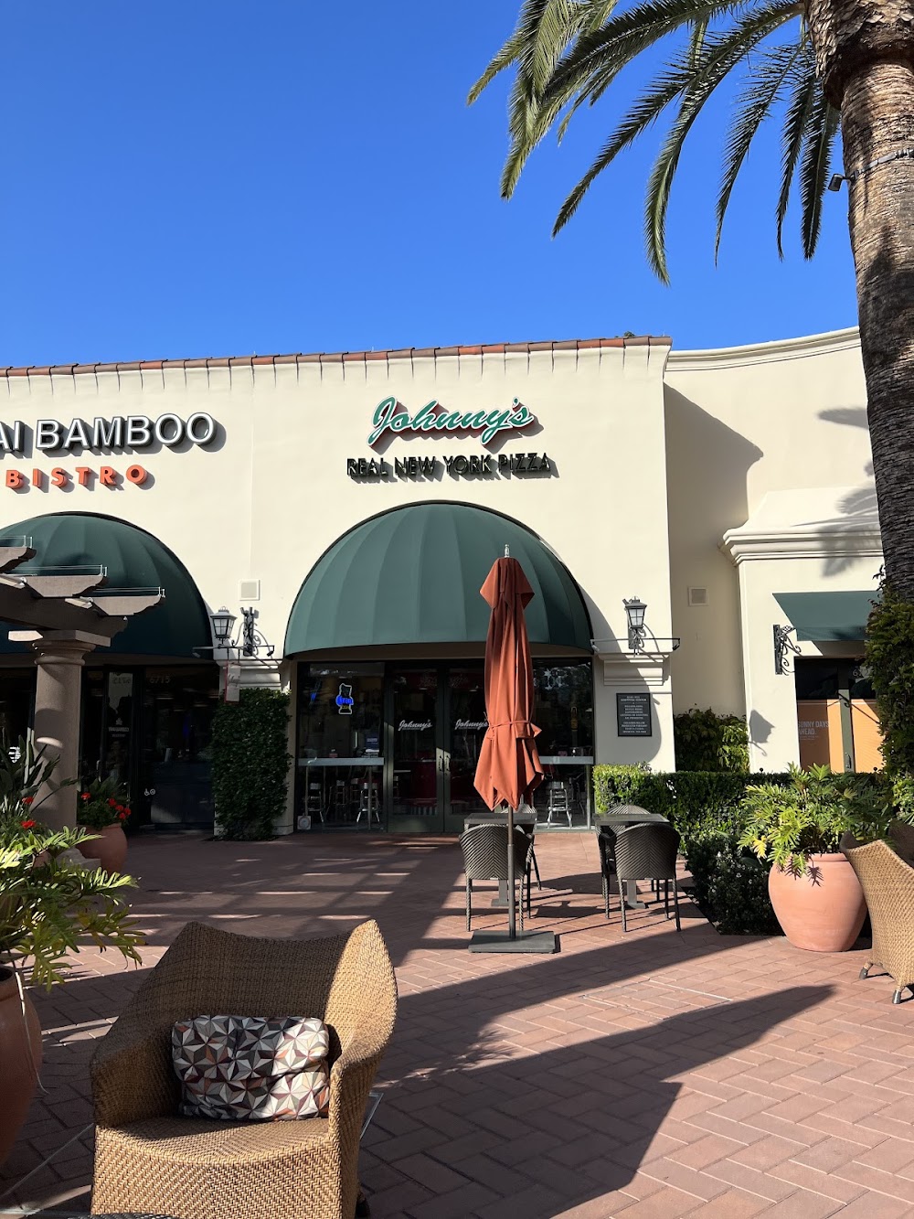 Johnny’s Real New York Pizza