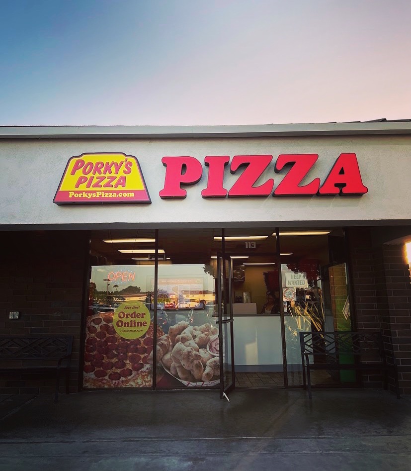 Porky’s Pizza