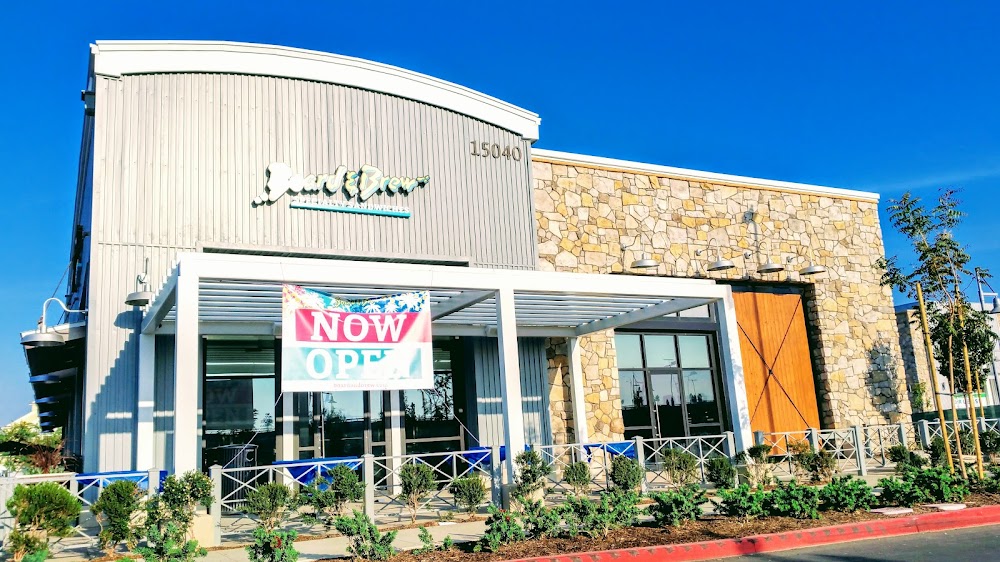 Board & Brew – Tustin