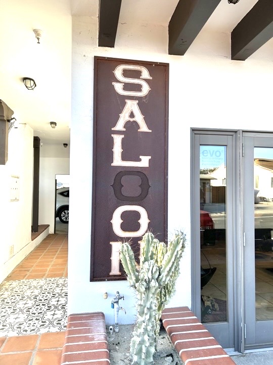 Saloon Salon