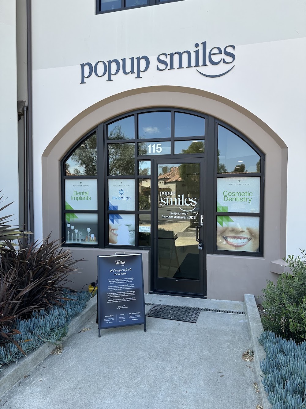 PopUp Smiles